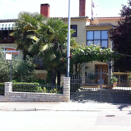 Apartments Boris Porec Bagian luar foto