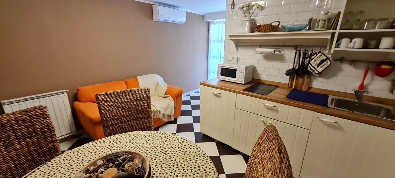 Apartments Boris Porec Bagian luar foto