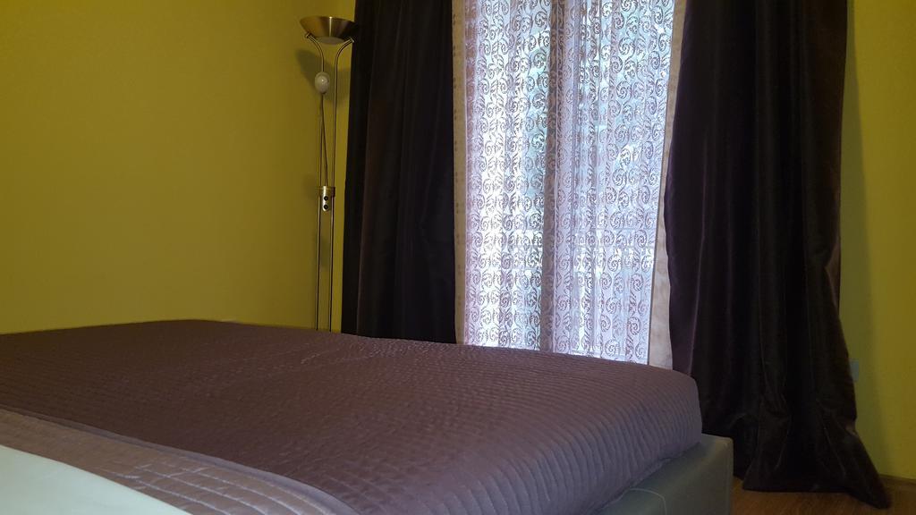 Apartments Boris Porec Bagian luar foto