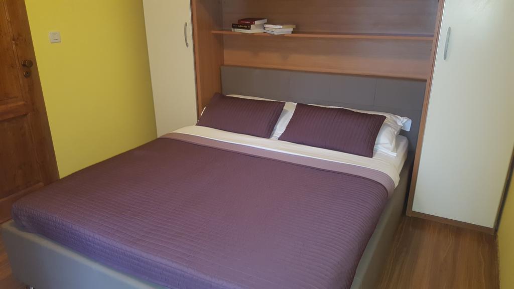 Apartments Boris Porec Bagian luar foto