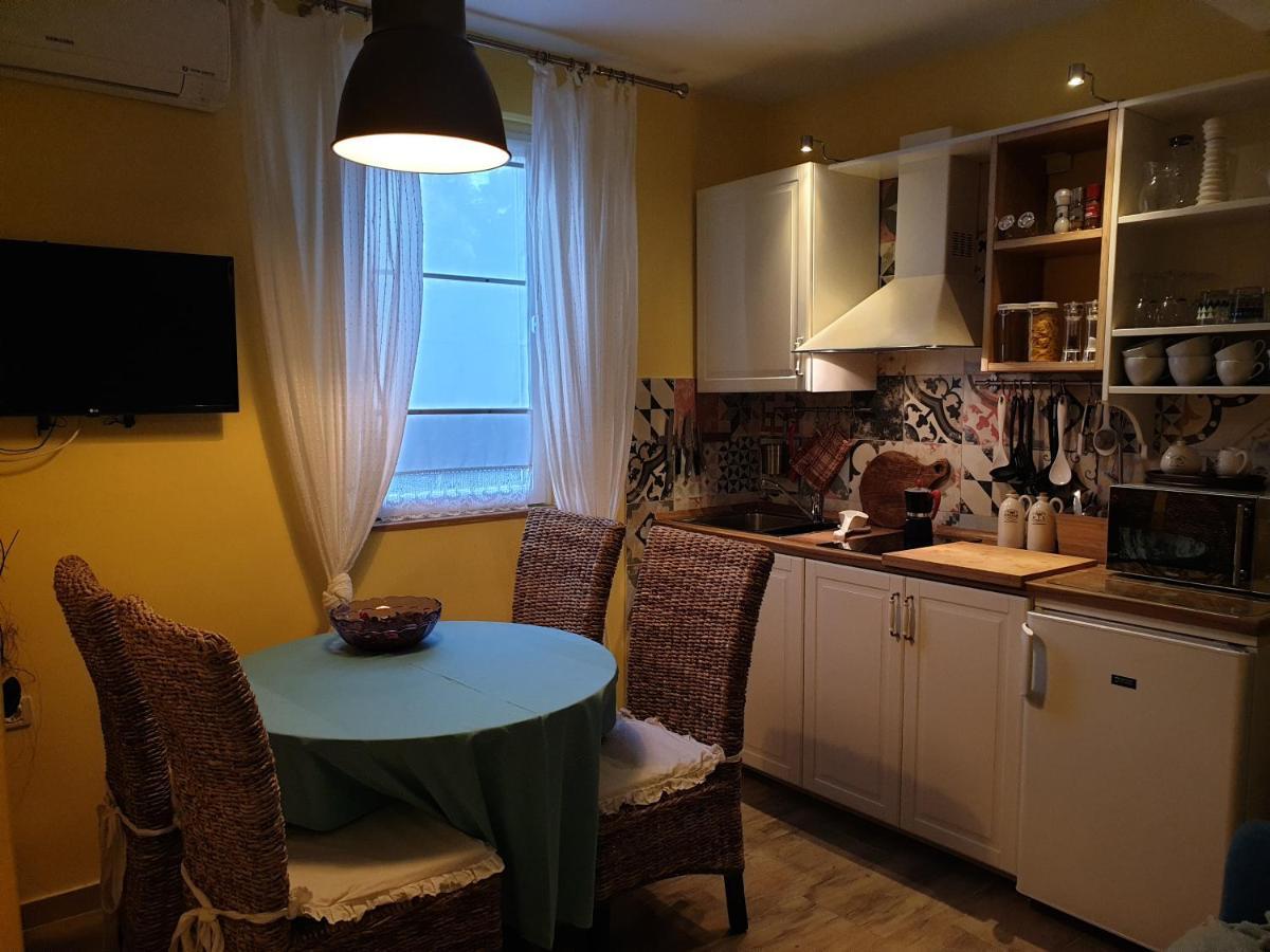 Apartments Boris Porec Bagian luar foto